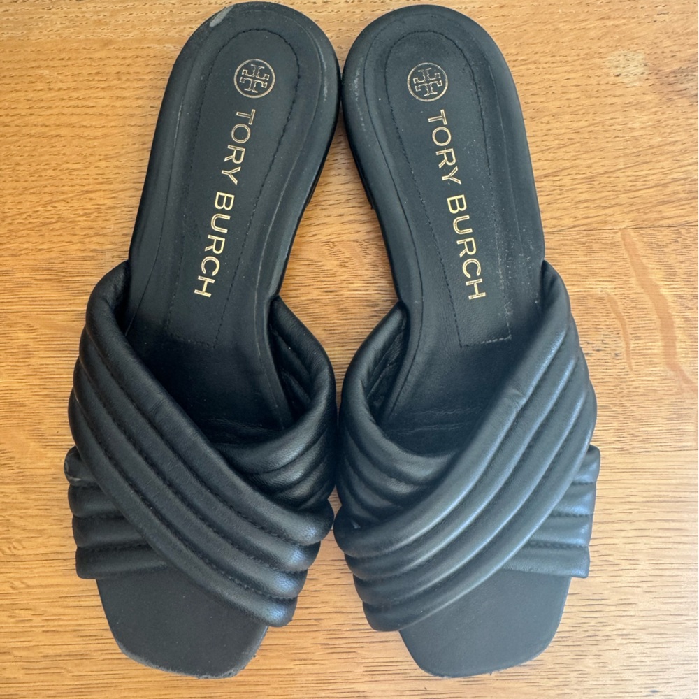 Tory Burch Kira Quilted Perfect Black Criss Cross Sandals Size 8.5